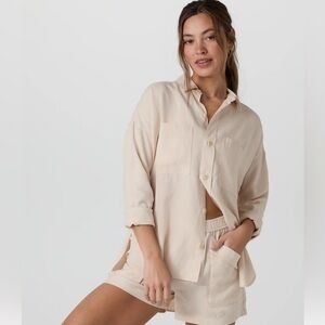Vuori Trestles Twill Button Up, Sand Dollar, NWT, XS
